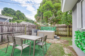 Hollywood Hideaway Close to Dtwn and Beaches